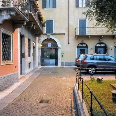 Castle View Lodge Intero Appartamento Verona Centro Storico 外观 照片