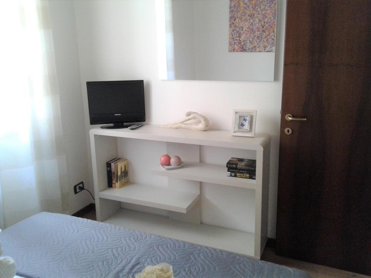 Castle View Lodge Intero Appartamento Verona Centro Storico 外观 照片