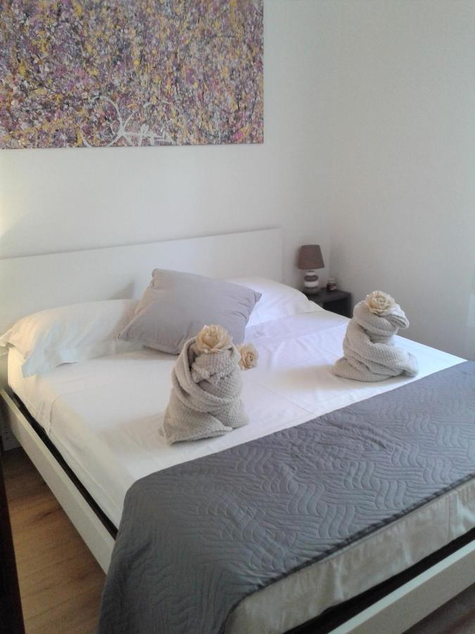 Castle View Lodge Intero Appartamento Verona Centro Storico 外观 照片